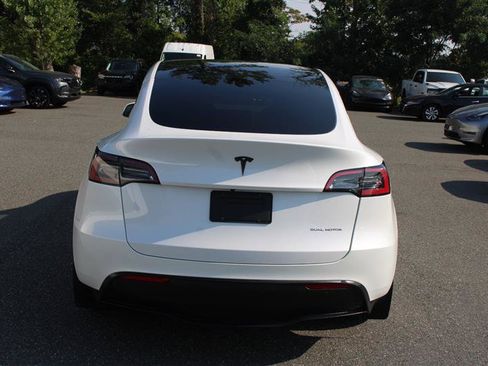 Used 2023 Tesla Model Y Long Range AWD/4WD image 6
