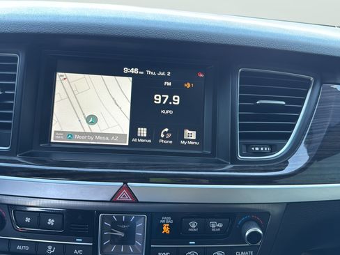 Used 2020 Genesis G80 3.8 RWD image 25