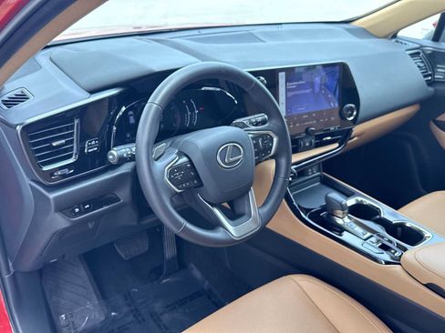 Used 2024 Lexus NX 250 FWD w/ Cold Area Package image 13
