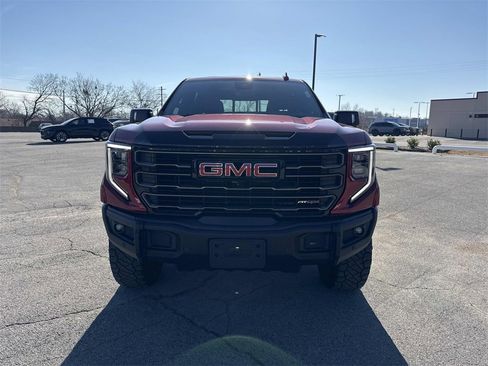 Used 2023 GMC Sierra 1500 AT4X image 8