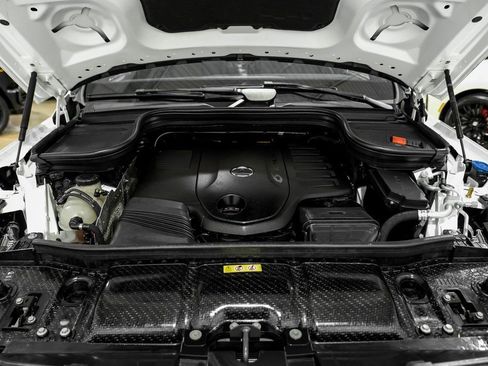 Used 2024 Mercedes-Benz GLS 450 4MATIC image 48