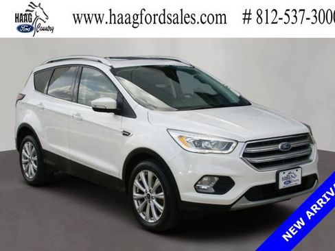 Used 2017 Ford Escape Titanium image 1