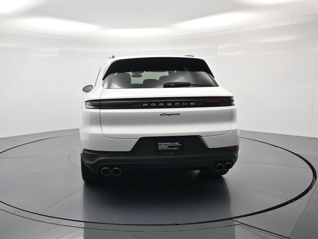 Certified 2026 Porsche Cayenne AWD/4WD image 34