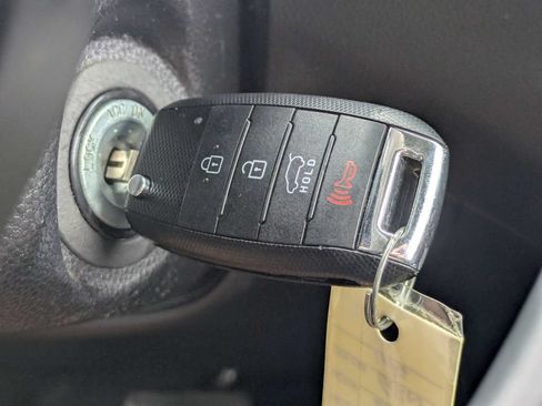 Used 2015 Kia Soul FWD image 33