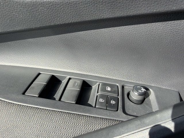 Certified 2021 Toyota Corolla LE FWD image 8
