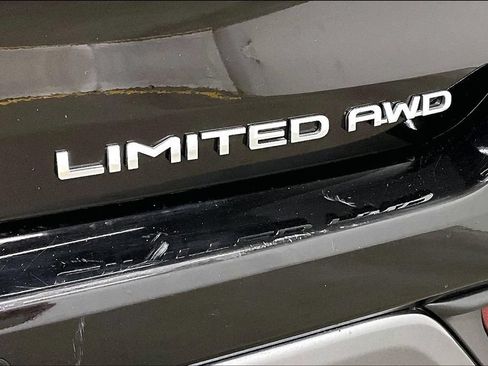Used 2022 Toyota Highlander Limited AWD/4WD image 24