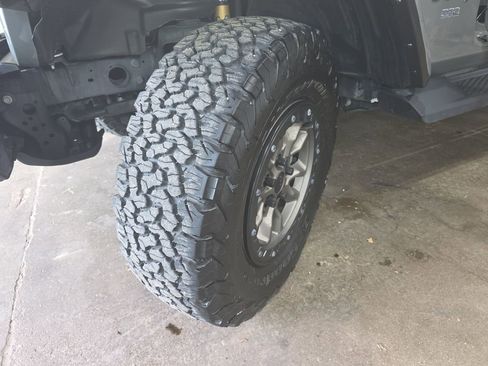 Used 2022 Jeep Wrangler Unlimited Rubicon 392 w/ Trailer Tow Package AWD/4WD image 30