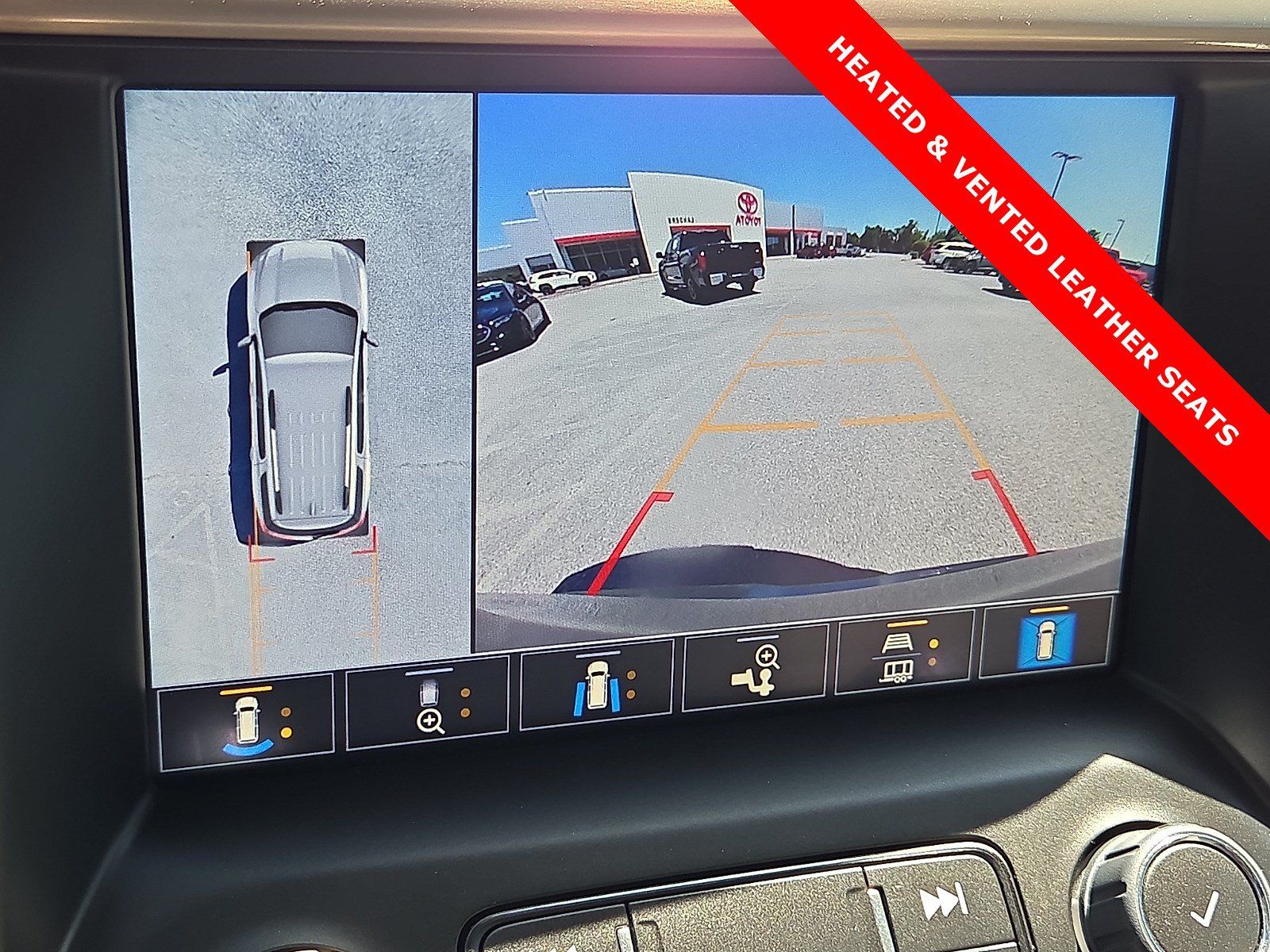 Used 2023 GMC Acadia Denali w/ Denali Ultimate Package FWD image 20