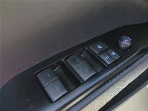 Used 2025 Toyota Camry LE FWD image 9