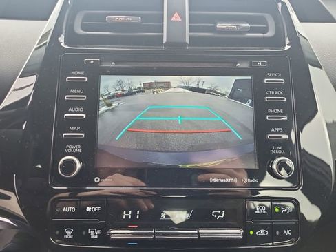 Used 2022 Toyota Prius Prime LE image 18