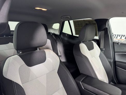 Used 2025 Chevrolet Trax LS w/ Driver Confidence Package image 29