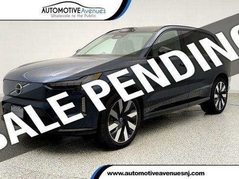 Used 2025 Volvo EX90 Ultra AWD/4WD image 1