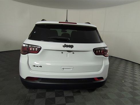 New 2026 Jeep Compass Latitude image 5