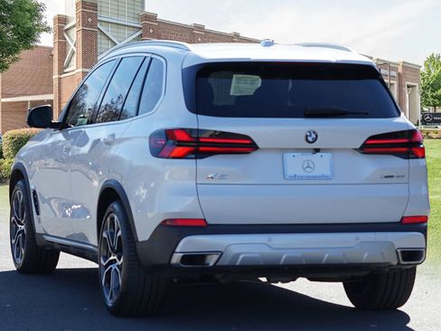 Used 2024 BMW X5 xDrive40i w/ Premium Package image 7