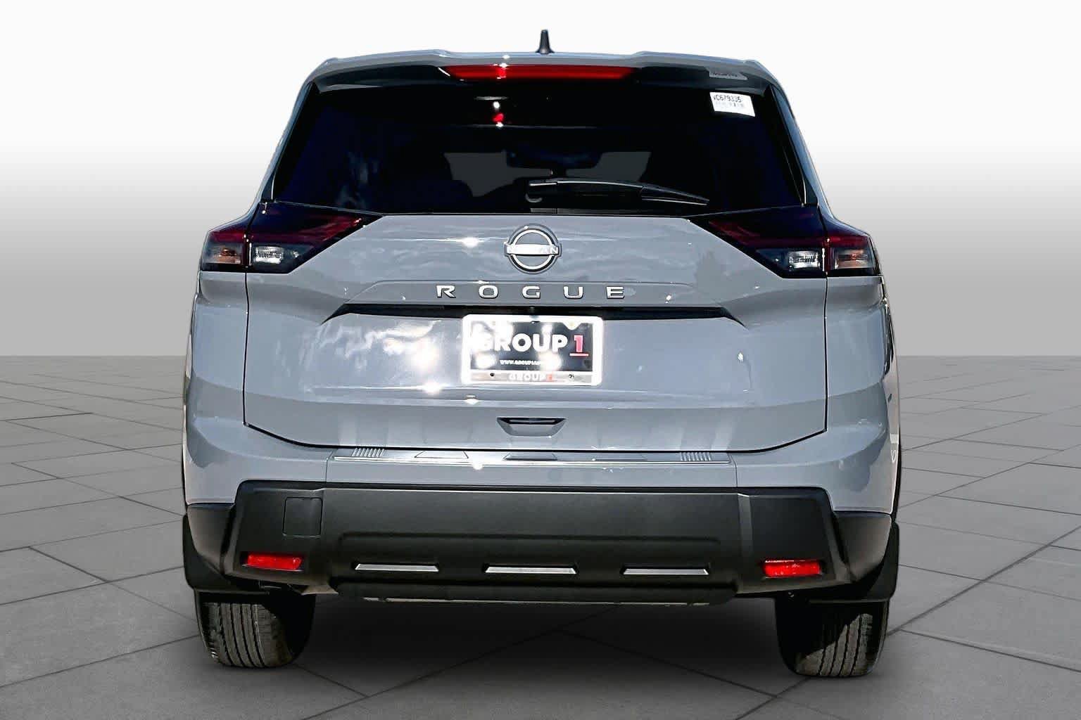 New 2027 Nissan Rogue SV FWD image 4