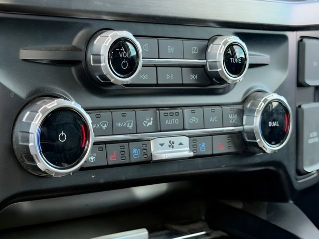 Used 2023 Ford F350 Lariat AWD/4WD image 17