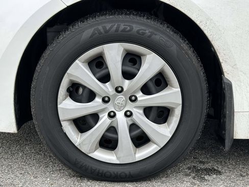 Used 2025 Toyota Corolla LE image 7