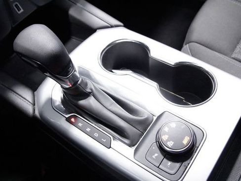 Used 2022 Chevrolet Blazer LT image 28