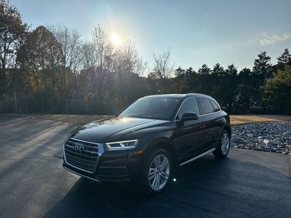 Used 2018 Audi Q5 2.0T Premium Plus w/ Premium Plus Package