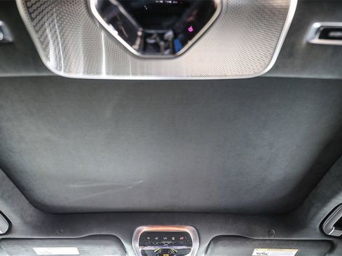 Used 2024 Mercedes-Benz S 63 AMG S image 22