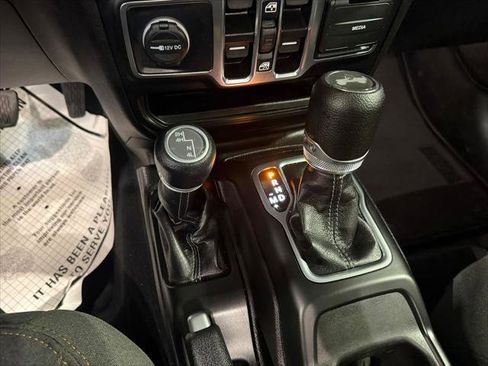 Certified 2025 Jeep Wrangler Unlimited Sport AWD/4WD image 49