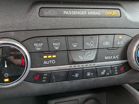 Used 2023 Ford Escape Active AWD/4WD image 33