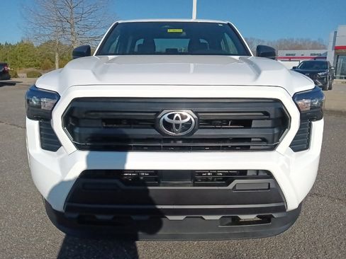 New 2026 Toyota Tacoma SR image 8