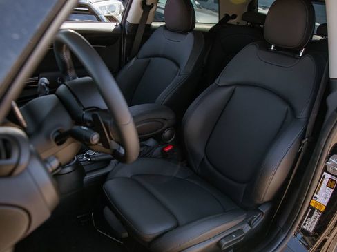 Used 2024 MINI Cooper S FWD image 12