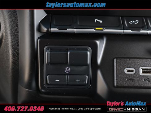 Used 2023 GMC Sierra 3500 SLT image 31