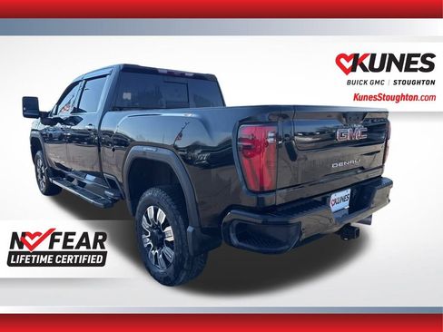 Used 2024 GMC Sierra 2500 Denali w/ Denali Reserve Package image 9