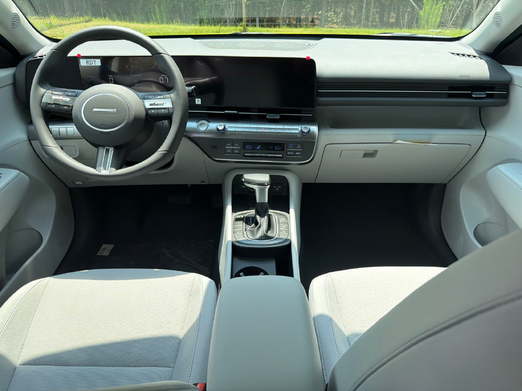 New 2026 Hyundai Kona SEL Sport FWD image 19