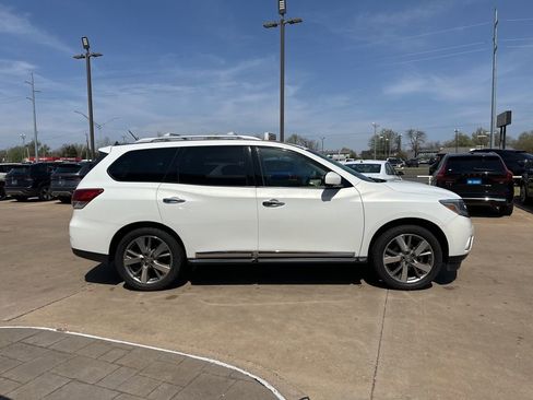 Used 2014 Nissan Pathfinder Platinum w/ Platinum Premium Package image 4