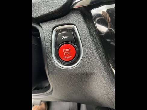 Used 2018 BMW M4 Coupe w/ Executive Package RWD image 32