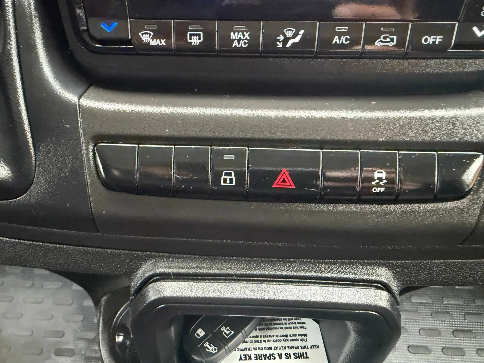 Used 2025 RAM ProMaster 2500 w/ U-Haul Equipment Group FWD image 21
