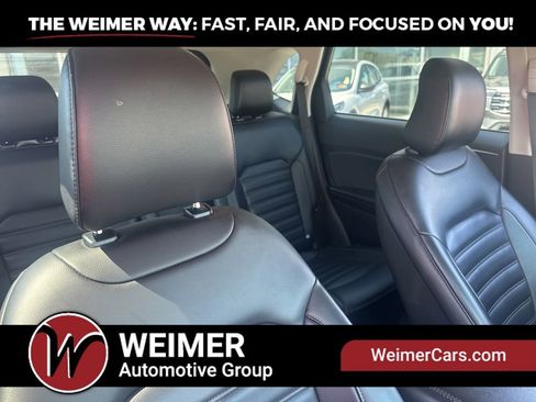 Used 2024 Ford Edge SEL AWD/4WD image 42