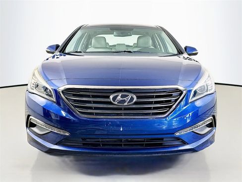 Used 2015 Hyundai Sonata Limited w/ Option Group 05 image 2