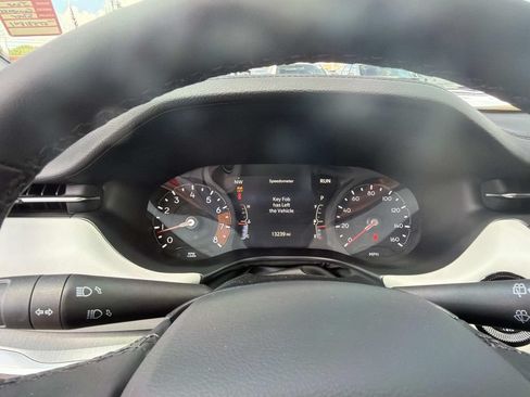 Used 2025 Jeep Compass Limited AWD/4WD image 28