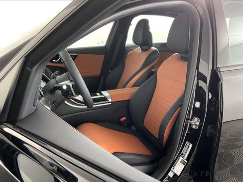 New 2026 Mercedes-Benz C 300 4MATIC Sedan image 9