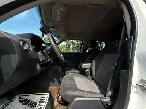 Used 2017 Jeep Patriot Sport image 14