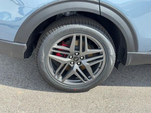 New 2026 Ford Explorer ST-Line w/ ST-Line Street Pack AWD/4WD image 4