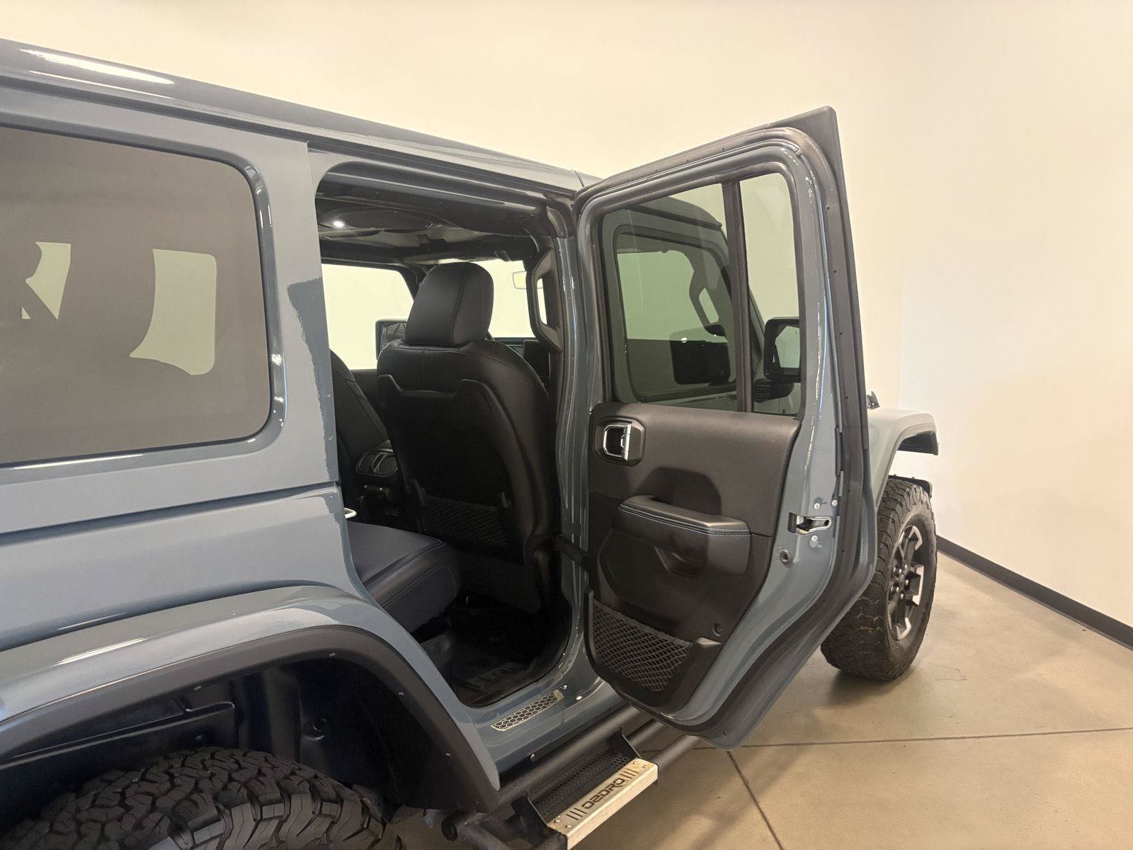 Used 2024 Jeep Wrangler Unlimited Rubicon 4xe AWD/4WD image 45