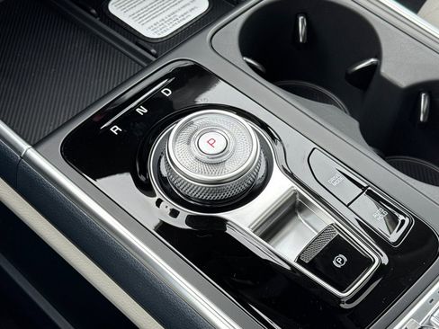 New 2026 Kia Carnival SX Prestige image 23