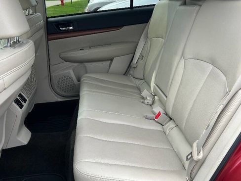 Used 2013 Subaru Outback 3.6R Limited image 16