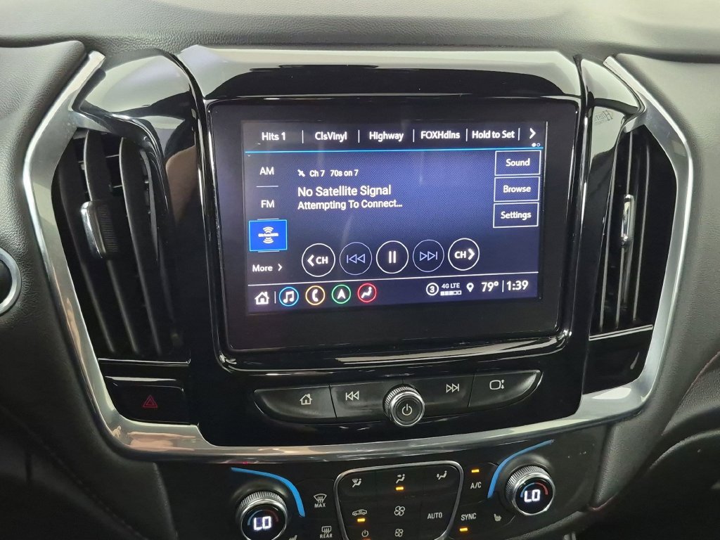 Used 2023 Chevrolet Traverse RS AWD/4WD image 23