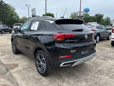 Used 2023 Buick Encore GX Select image 3