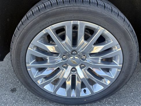 Used 2023 Chevrolet Tahoe High Country image 14