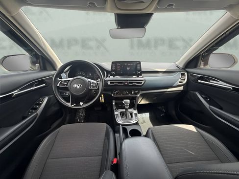 Used 2021 Kia Seltos S FWD image 11