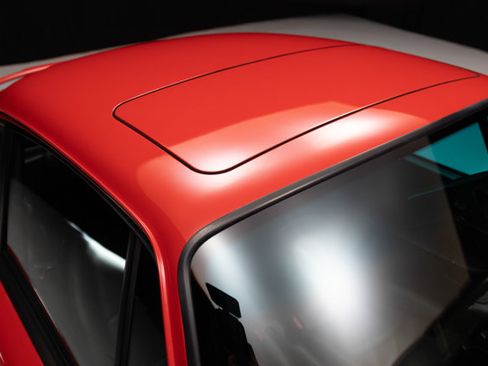 Used 1995 Porsche 911 Carrera RWD image 29