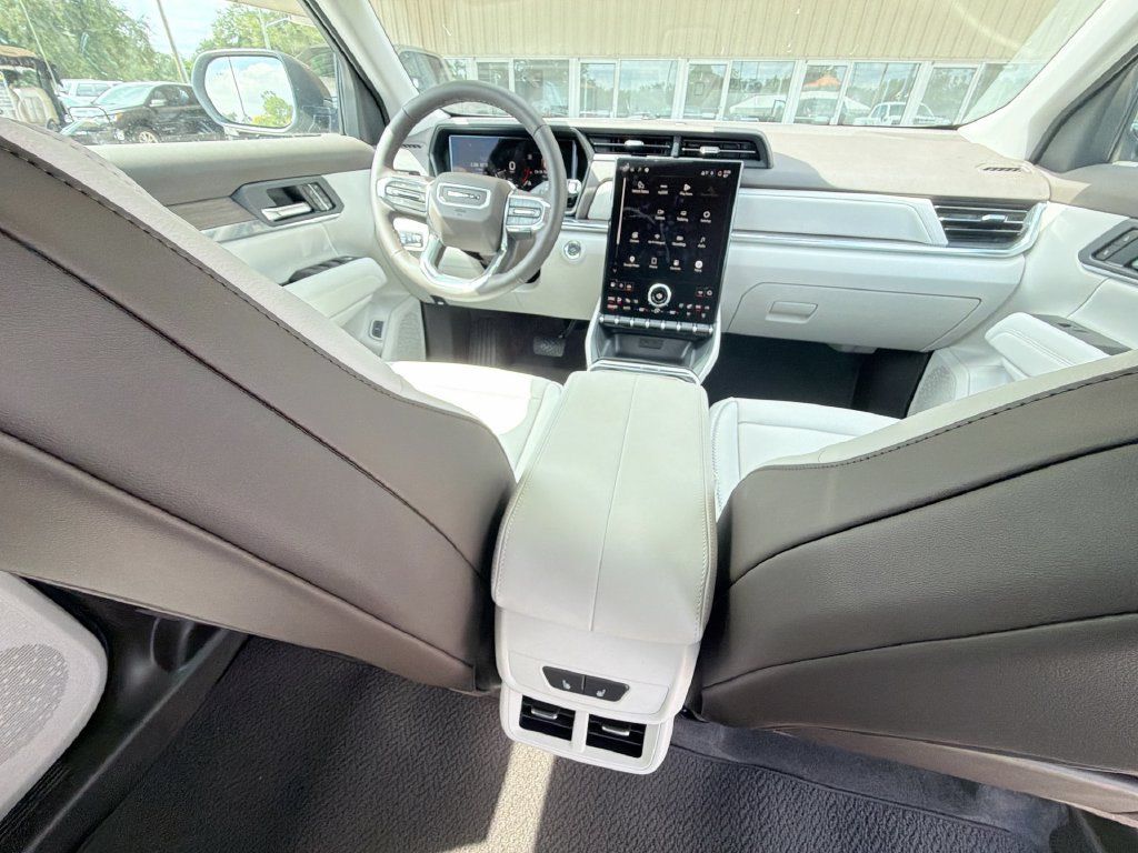 Used 2027 GMC Terrain Denali AWD/4WD image 12