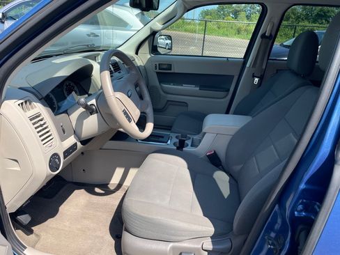 Used 2009 Ford Escape XLT FWD image 12
